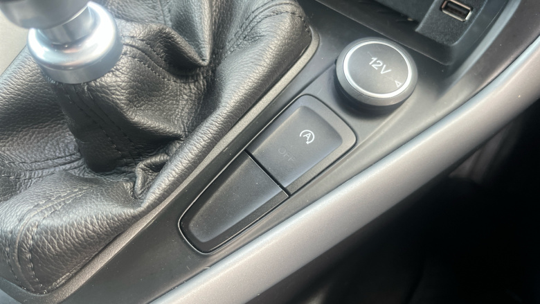 Ford Focus 1.0 EcoBoost 125 Zetec 5dr Petrol Hatchback